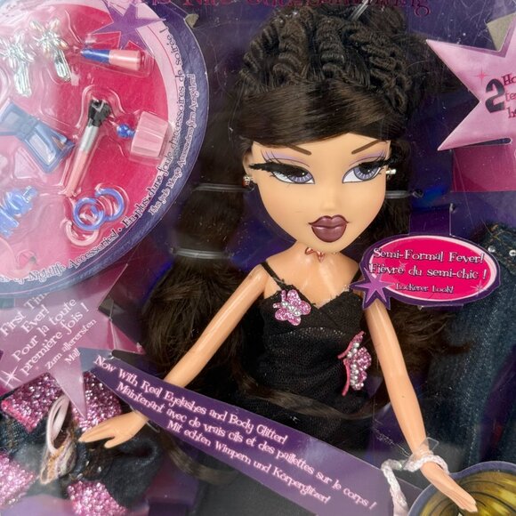 Bratz Girls Nite Out 21st Birthday Edition Fashion Doll Dona - New In Box - Picture 2 of 6